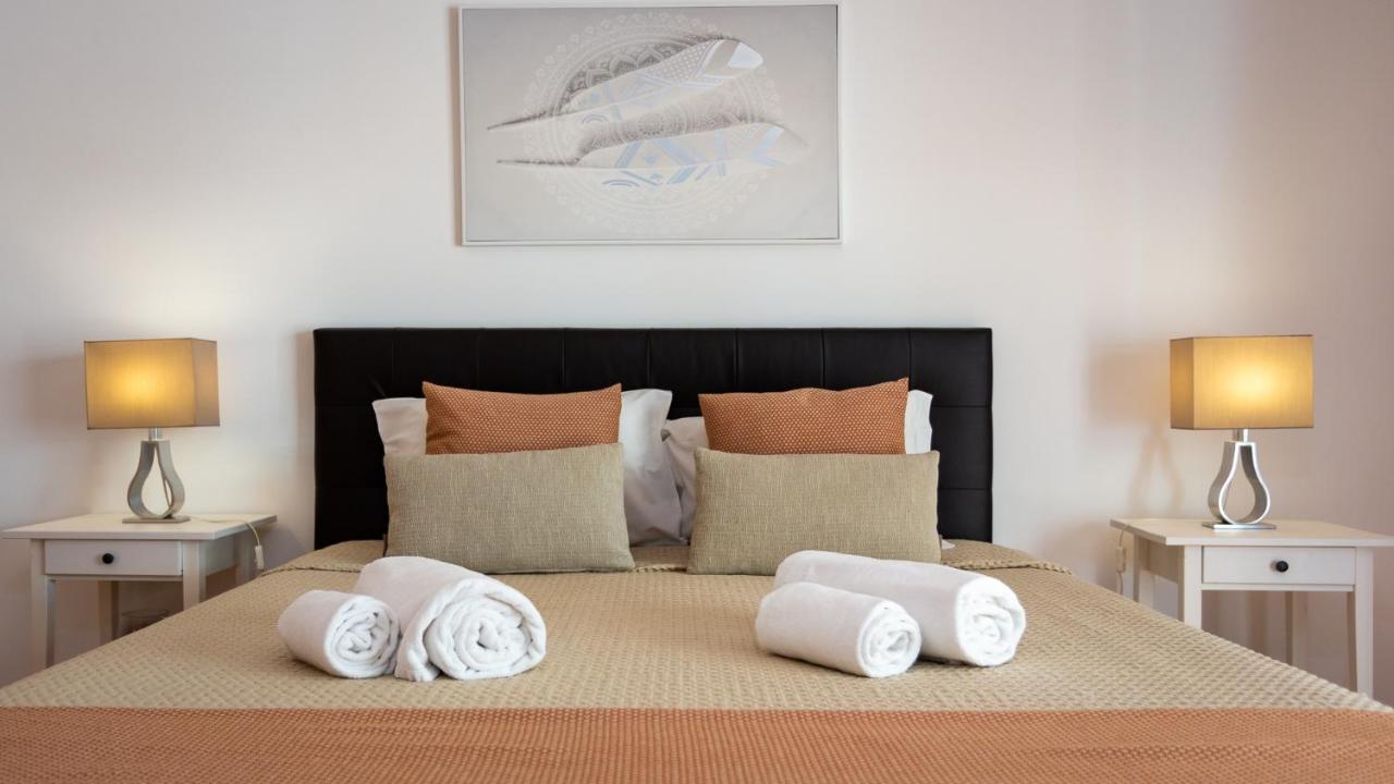 Magnificent 2Bdr Apartment W/ Ac & Pool - 2Min From Beach - By Lovelystay Armação de Pêra Dış mekan fotoğraf